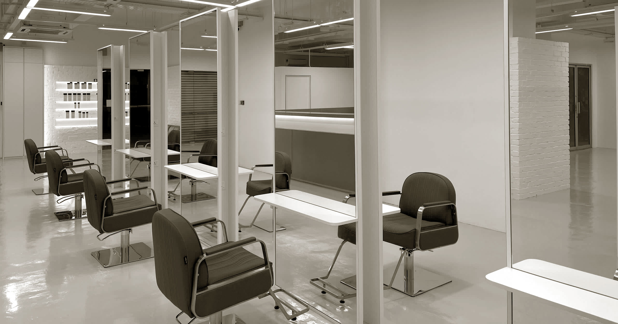 Kami Salon interior